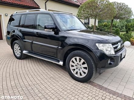 Міцубісі Паджеро 2007 у Європі на Automoto.ua Чорний Міцубісі Паджеро, об'ємом двигуна 3.2 л та пробігом 268 тис. км за 9419 $, фото 1 на Automoto.ua