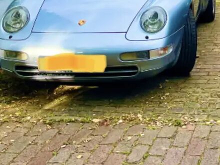 Порше 911 1994 в Европе на Automoto.ua Серебряный Порше 911, объемом двигателя 3.6 л и пробегом 130 тыс. км за 77330 $, фото 1 на Automoto.ua