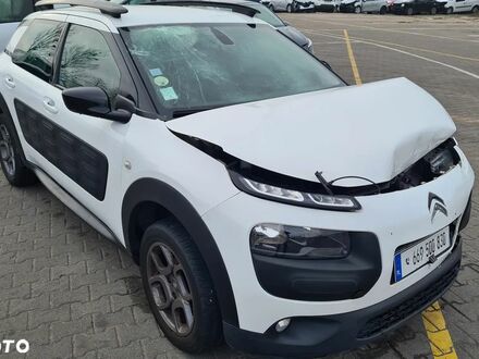 Ситроен C4 Кактус 2018 в Европе на Automoto.ua Белый Ситроен C4 Кактус, объемом двигателя 1 л и пробегом 151 тыс. км за 24500 $, фото 1 на Automoto.ua