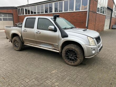 Ісузу D-Max 2008 у Європі на Automoto.ua Срібний Ісузу D-Max, об'ємом двигуна 3 л та пробігом 347 тис. км за 3927 $, фото 1 на Automoto.ua