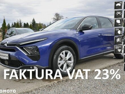 Ситроен C5X 2023 в Европе на Automoto.ua Синий Ситроен C5X, объемом двигателя 1 л и пробегом 42 тыс. км за 18838 $, фото 1 на Automoto.ua