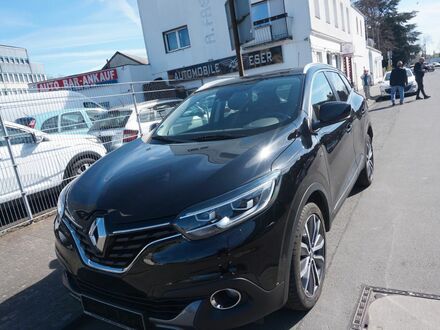 Рено Kadjar 2015 в Европе на Automoto.ua Черный Рено Kadjar, объемом двигателя 1.6 л и пробегом 71 тыс. км за 14830 $, фото 1 на Automoto.ua