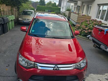 Мицубиси Outlander PHEV 2014 в Европе на Automoto.ua Мицубиси Outlander PHEV, объемом двигателя 0 л и пробегом 148 тыс. км за 13000 $, фото 1 на Automoto.ua