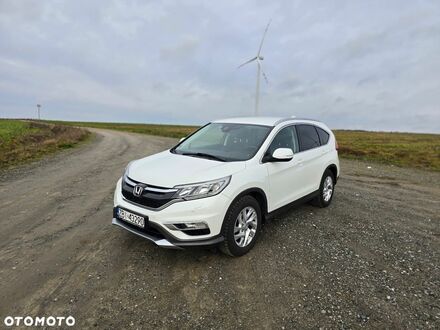 Хонда СРВ 2015 в Европе на Automoto.ua Белый Хонда СРВ, объемом двигателя 1 л и пробегом 204 тыс. км за 49990 $, фото 1 на Automoto.ua