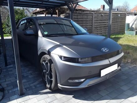 Хендай Ioniq 5 2022 в Европе на Automoto.ua Серый Хендай Ioniq 5, объемом двигателя 0 л и пробегом 62 тыс. км за 32650 $, фото 1 на Automoto.ua