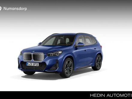 БМВ iX1 2025 в Европе на Automoto.ua Синий БМВ iX1, объемом двигателя 0 л и пробегом 5 тыс. км за 68842 $, фото 1 на Automoto.ua