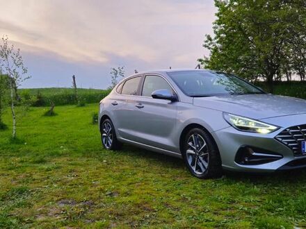 Хендай i30, объемом двигателя 1.48 л и пробегом 35 тыс. км за 20518 $, фото 1 на Automoto.ua