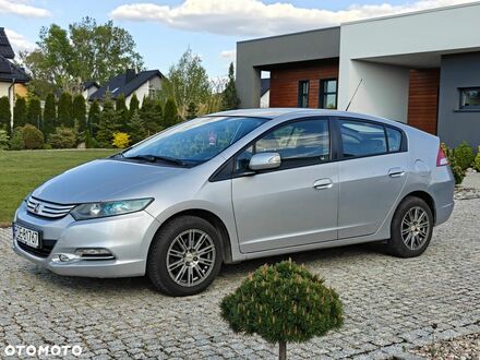 Хонда Инсайт 2009 в Европе на Automoto.ua Серый Хонда Инсайт, объемом двигателя 1 л и пробегом 272 тыс. км за 4335 $, фото 1 на Automoto.ua