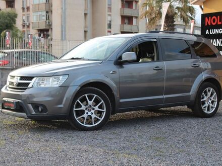 Фіат Фрімонт 2011 у Європі на Automoto.ua Сірий Фіат Фрімонт, об'ємом двигуна 1.96 л та пробігом 192 тис. км за 9223 $, фото 1 на Automoto.ua