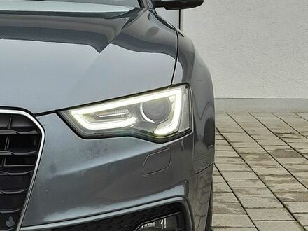 Ауді A5 2013 у Європі на Automoto.ua Сірий Ауді A5, об'ємом двигуна 1.97 л та пробігом 131 тис. км за 21661 $, фото 1 на Automoto.ua
