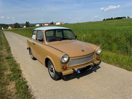 Трабант P601 1985 у Європі на Automoto.ua Коричневий Трабант P601, об'ємом двигуна 0 л та пробігом 22 тис. км за 6517 $, фото 1 на Automoto.ua