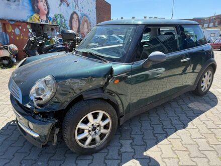 Мини Ван 2004 в Европе на Automoto.ua Зеленый Мини Ван, объемом двигателя 1.6 л и пробегом 254 тыс. км за 546 $, фото 1 на Automoto.ua