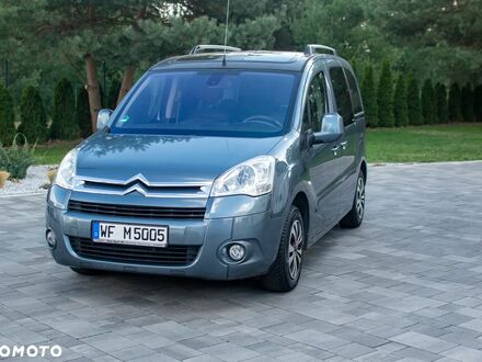 Сітроен Берлінго 2008 у Європі на Automoto.ua Сірий Сітроен Берлінго, об'ємом двигуна 1 л та пробігом 209 тис. км за 22950 $, фото 1 на Automoto.ua