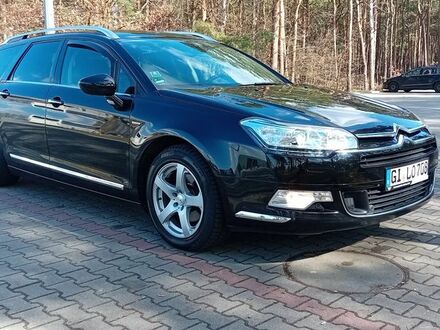 Ситроен С5 2015 в Европе на Automoto.ua Черный Ситроен С5, объемом двигателя 1 л и пробегом 208 тыс. км за 29900 $, фото 1 на Automoto.ua