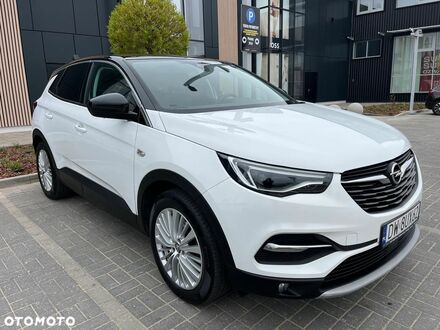Опель Grandland X 2019 в Европе на Automoto.ua Белый Опель Grandland X, объемом двигателя 1 л и пробегом 127 тыс. км за 75000 $, фото 1 на Automoto.ua
