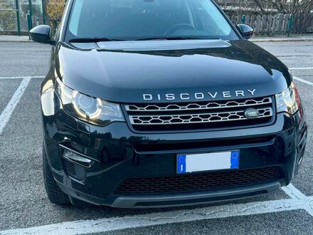 Черный Ленд Ровер Discovery Sport, объемом двигателя 2 л и пробегом 75 тыс. км за 21716 $, фото 1 на Automoto.ua