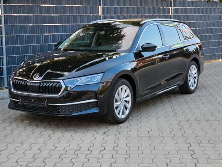 Шкода Октавия 2024 в Европе на Automoto.ua Черный Шкода Октавия, объемом двигателя 1.5 л и пробегом 23 тыс. км за 33164 $, фото 1 на Automoto.ua