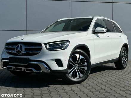 Мерседес ЦЛЦ-клас 2020 у Європі на Automoto.ua Білий Мерседес ЦЛЦ-клас, об'ємом двигуна 1 л та пробігом 125 тис. км за 141450 $, фото 1 на Automoto.ua