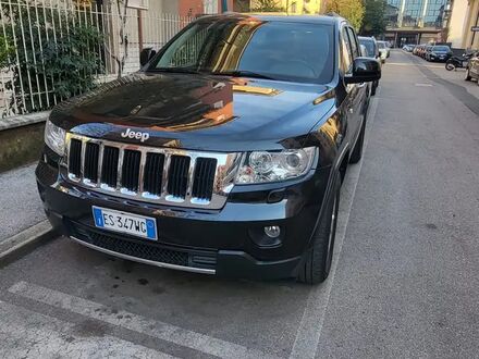 Джип Гранд Чероки 2013 в Европе на Automoto.ua Джип Гранд Чероки, объемом двигателя 2.99 л и пробегом 290 тыс. км за 9926 $, фото 1 на Automoto.ua
