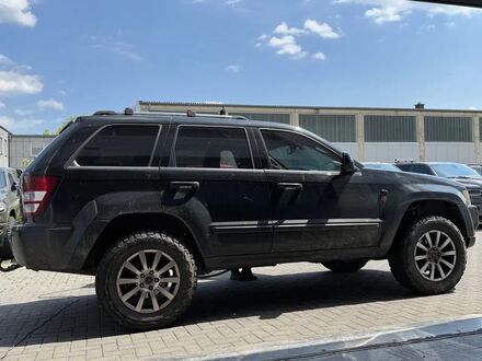 Джип Grand Cherokee 2006 у Європі на Automoto.ua Чорний Джип Grand Cherokee, об'ємом двигуна 2.99 л та пробігом 260 тис. км за 6596 $, фото 1 на Automoto.ua
