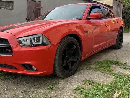 Додж Charger 2014 у Європі на Automoto.ua Червоний Додж Charger, об'ємом двигуна 5.65 л та пробігом 215 тис. км за 68999 $, фото 1 на Automoto.ua