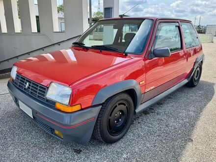 Рено 5 1986 в Европе на Automoto.ua Красный Рено 5, объемом двигателя 1.4 л и пробегом 76 тыс. км за 28117 $, фото 1 на Automoto.ua