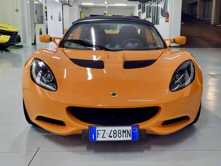 Оранжевый Лотус Elise, объемом двигателя 1.8 л и пробегом 21 тыс. км за 60917 $, фото 1 на Automoto.ua