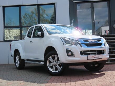 Ісузу D-Max 2019 у Європі на Automoto.ua Білий Ісузу D-Max, об'ємом двигуна 1.9 л та пробігом 329 тис. км за 16945 $, фото 1 на Automoto.ua