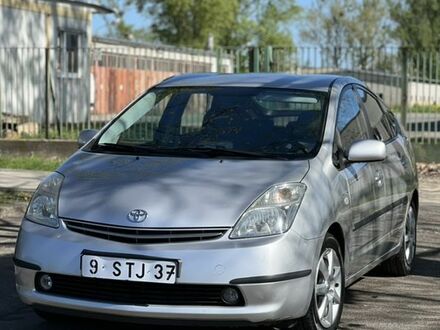 Тойота Пріус, об'ємом двигуна 1.5 л та пробігом 204 тис. км за 6695 $, фото 1 на Automoto.ua