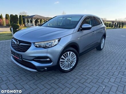 Опель Grandland X 2019 в Европе на Automoto.ua Серый Опель Grandland X, объемом двигателя 1 л и пробегом 102 тыс. км за 59900 $, фото 1 на Automoto.ua
