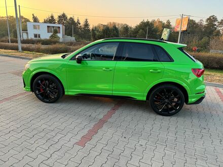 Ауди RS Q3 2023 в Европе на Automoto.ua Зеленый Ауди RS Q3, объемом двигателя 2.48 л и пробегом 25650 тыс. км за 197000 $, фото 1 на Automoto.ua