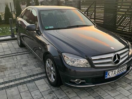 Мерседес Ц-Клас 2010 у Європі на Automoto.ua Сірий Мерседес Ц-Клас, об'ємом двигуна 1 л та пробігом 207 тис. км за 8717 $, фото 1 на Automoto.ua