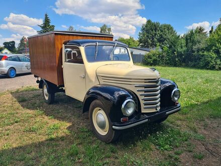 Ретро автомобили Barkas 1958 в Европе на Automoto.ua Бежевый Ретро автомобили Barkas, объемом двигателя 0.9 л и пробегом 38 тыс. км за 18900 $, фото 1 на Automoto.ua