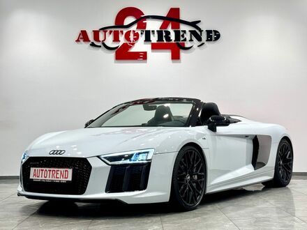 Ауди Р8 2018 в Европе на Automoto.ua Серый Ауди Р8, объемом двигателя 5.2 л и пробегом 32 тыс. км за 159917 $, фото 1 на Automoto.ua