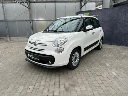 Фиат 500L 2013 в Европе на Automoto.ua Белый Фиат 500L, объемом двигателя 1.37 л и пробегом 125 тыс. км за 8963 $, фото 1 на Automoto.ua