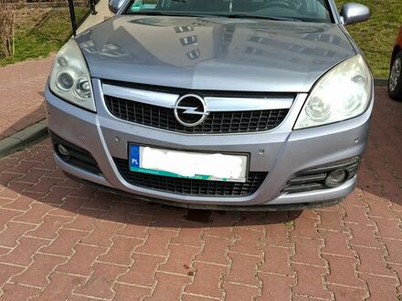 Опель Вектра 2007 в Европе на Automoto.ua Серый Опель Вектра, объемом двигателя 1 л и пробегом 90 тыс. км за 8000 $, фото 1 на Automoto.ua