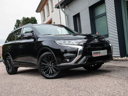 Мицубиси Аутлендер 2020 в Европе на Automoto.ua Черный Мицубиси Аутлендер, объемом двигателя 2 л и пробегом 84 тыс. км за 24823 $, фото 1 на Automoto.ua