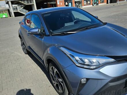 Тойота C-HR 2022 у Європі на Automoto.ua Тойота C-HR, об'ємом двигуна 1 л та пробігом 19 тис. км за 25884 $, фото 1 на Automoto.ua