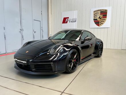 Порше 992 2023 в Европе на Automoto.ua Черный Порше 992, объемом двигателя 2.98 л и пробегом 15 тыс. км за 165535 $, фото 1 на Automoto.ua