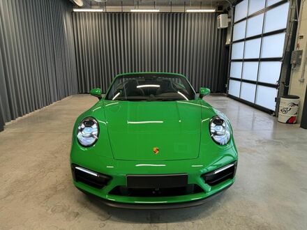 Порше 992 2023 в Европе на Automoto.ua Зеленый Порше 992, объемом двигателя 2.98 л и пробегом 6 тыс. км за 190133 $, фото 1 на Automoto.ua