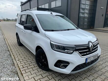 Рено Кенгу 2022 в Европе на Automoto.ua Белый Рено Кенгу, объемом двигателя 1 л и пробегом 28 тыс. км за 74500 $, фото 1 на Automoto.ua