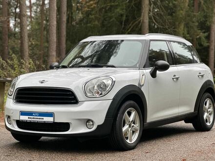 Мини Ван 2014 в Европе на Automoto.ua Белый Мини Ван, объемом двигателя 1.6 л и пробегом 229 тыс. км за 8127 $, фото 1 на Automoto.ua