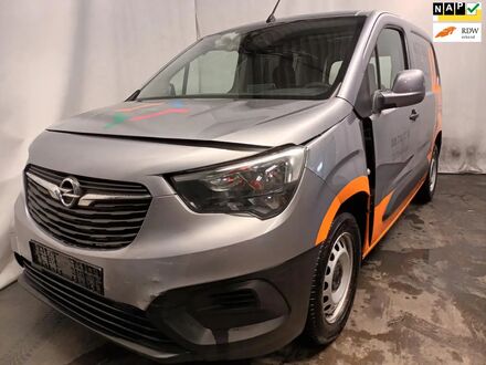 Опель Комбо вант.-пас. 2020 у Європі на Automoto.ua Сірий Опель Комбо вант.-пас., об'ємом двигуна 1.56 л та пробігом 91399 тис. км за 7254 $, фото 1 на Automoto.ua