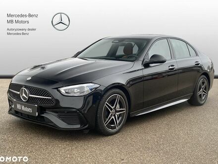 Мерседес Ц-Класс 2024 в Европе на Automoto.ua Черный Мерседес Ц-Класс, объемом двигателя 1 л и пробегом 5 тыс. км за 279699 $, фото 1 на Automoto.ua