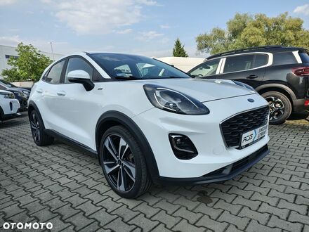 Форд Пума 2020 в Европе на Automoto.ua Белый Форд Пума, объемом двигателя 1 л и пробегом 75 тыс. км за 15231 $, фото 1 на Automoto.ua
