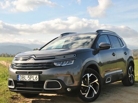 Ситроен C5 Aircross 2022 в Европе на Automoto.ua Серый Ситроен C5 Aircross, объемом двигателя 1.5 л и пробегом 35000 тыс. км за 109000 $, фото 1 на Automoto.ua