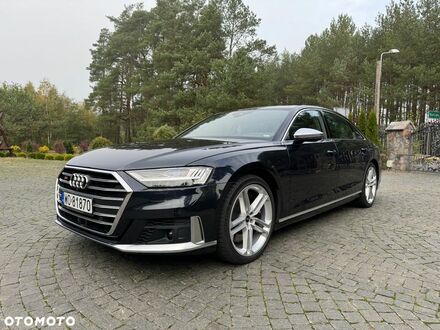 Ауди С8 2020 в Европе на Automoto.ua Ауди С8, объемом двигателя 4 л и пробегом 43 тыс. км за 279000 $, фото 1 на Automoto.ua