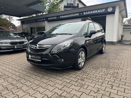 Опель Zafira Tourer 2015 в Европе на Automoto.ua Черный Опель Zafira Tourer, объемом двигателя 1.96 л и пробегом 106 тыс. км за 15909 $, фото 1 на Automoto.ua