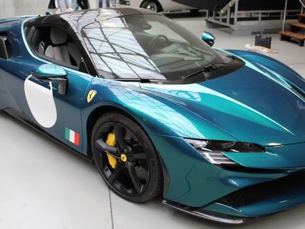 Феррарі SF90 2023 у Європі на Automoto.ua Синій Феррарі SF90, об'ємом двигуна 0 л та пробігом 117 тис. км за 683228 $, фото 1 на Automoto.ua