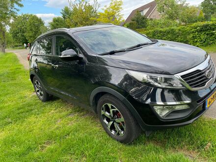 Чорний Кіа Sportage, об'ємом двигуна 1.59 л та пробігом 220 тис. км за 9674 $, фото 1 на Automoto.ua